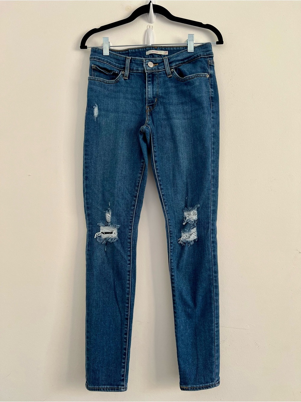 Levi's 711 Skinny Jeans Women's Blue Wash Distressed Ripped Stretched Size 27